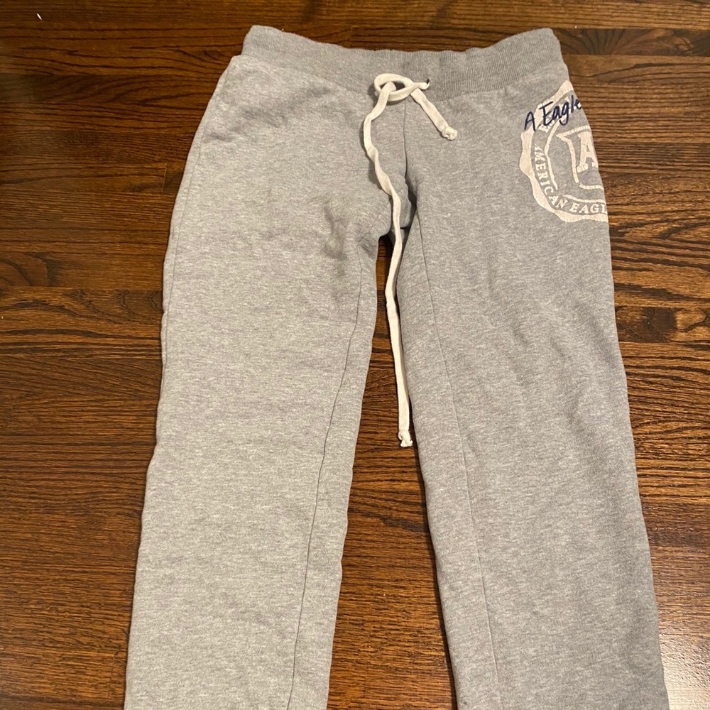American eagle sweatpants grey
